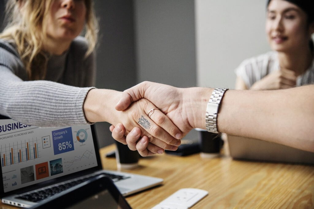 Mujeres inversionistas: ¿cuál es su perfil y preferencias a la hora de invertir? 3 Mujeres inversionistas