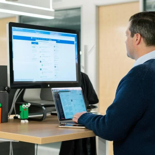 cursoenhome2 Claves para destacarte en Linkedin